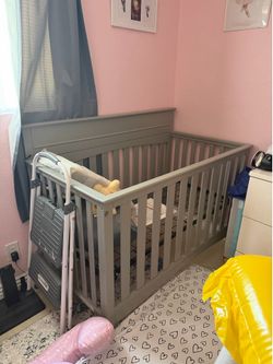 Baby crib