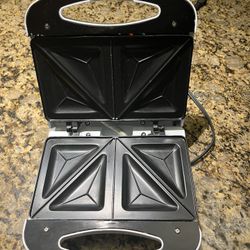 Used Chefman Electric Sandwich Maker