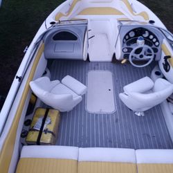 Mariah 2004 20-footer 3.0 MerCruiser