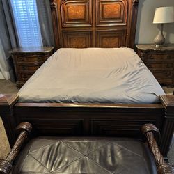 Queen Solid Wood Bedroom Set 