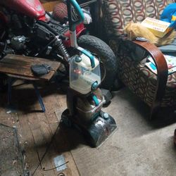 Hoover Shampooer Like New 