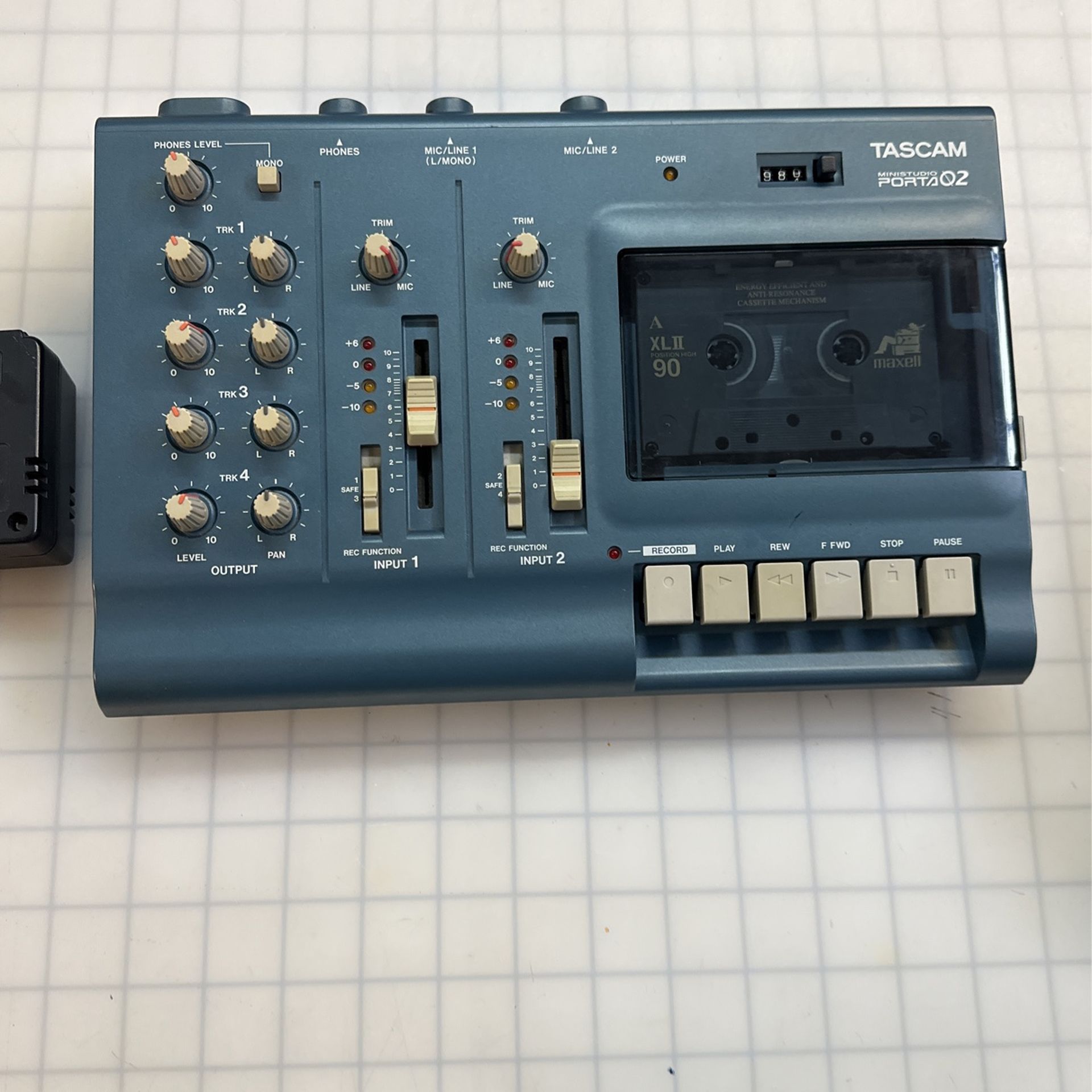 TASCAM MINISTUDIO PORTA02 本体 Porta02mkII | 4-Track MiniStudio | TASCAM | International