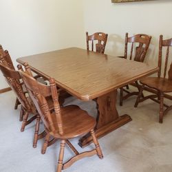 Wooden Dining Room Table And 6 Chairs