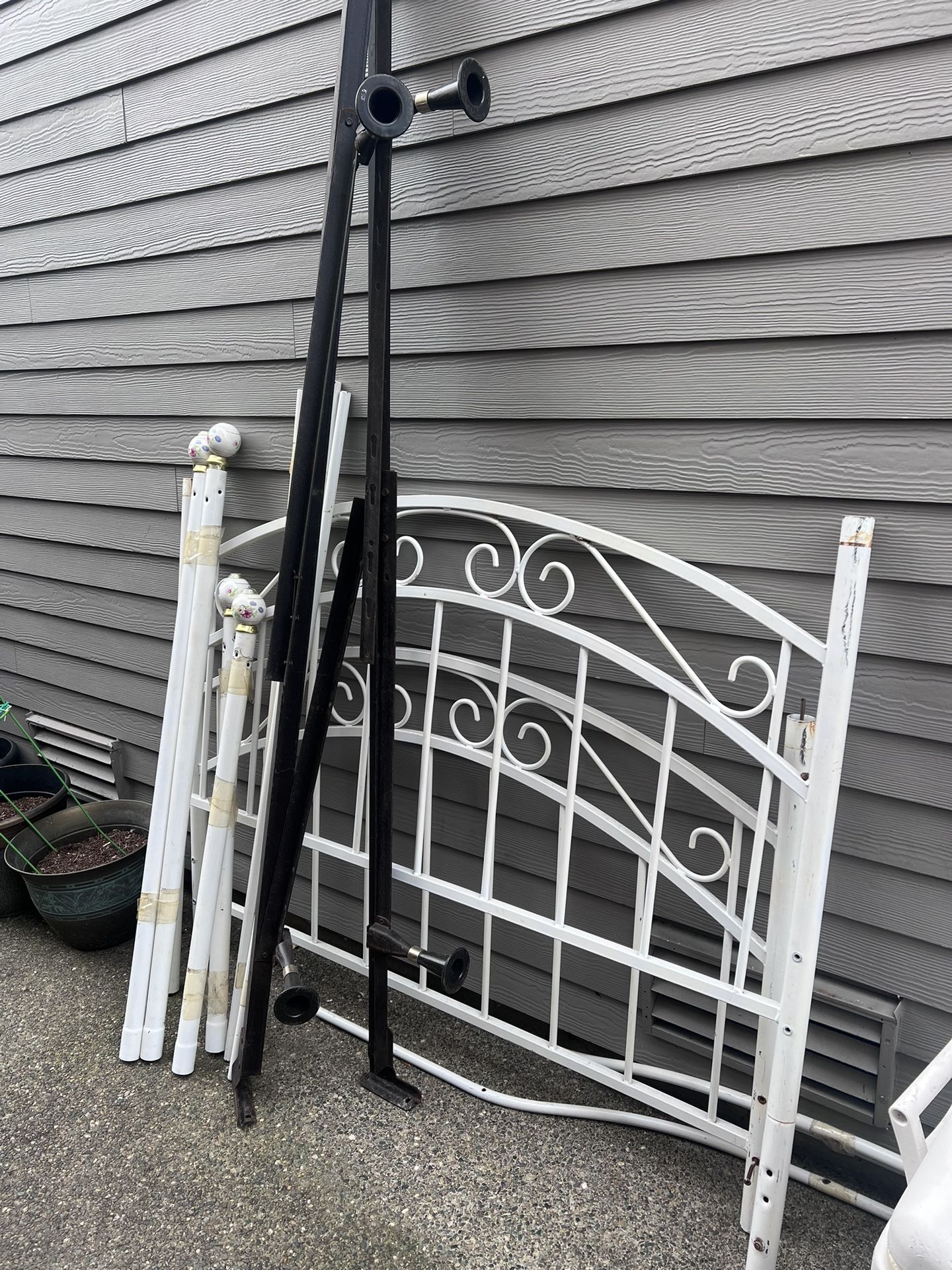 Full Size Canopy Bed Frame