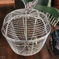 Wire Egg Basket 