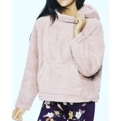 New PINK Victoria’s Secret Sherpa Hoodie