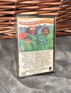 The Beach Boys Endless Summer (1974 Cassette Tape)