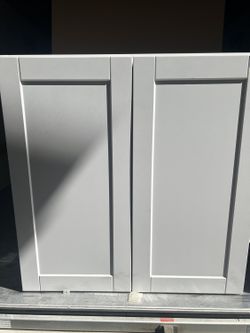 36 in White Shaker Wall Cabinet - Double Door - NEW (Read Description)