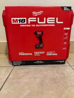 Milwaukee M18 FUEL Impact Driver Kit 2953-22