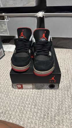 Used Jordan 4 Retro (2012) Men’s Size 9