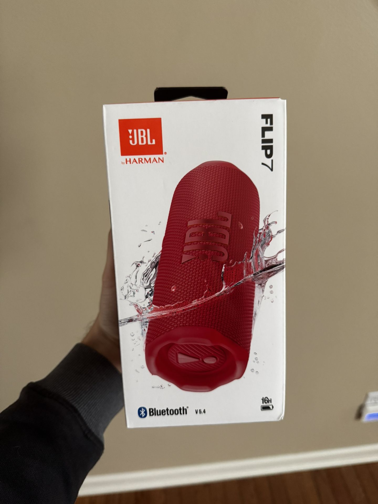 JBL Flip 7 Portable Bluetooth Speaker NEW