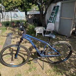 Schwinn Trailway Hybrid Bike 700c Bicycle