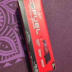 Milwaukee Fuel M12 Ratchet 3/8 Brand New Firm Price 