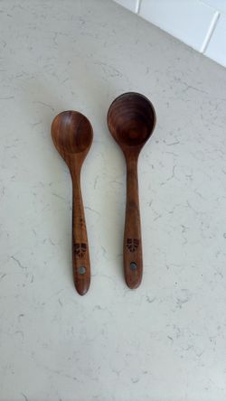 Set of two wooden spoons
