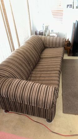 Queen size sofa sleeper