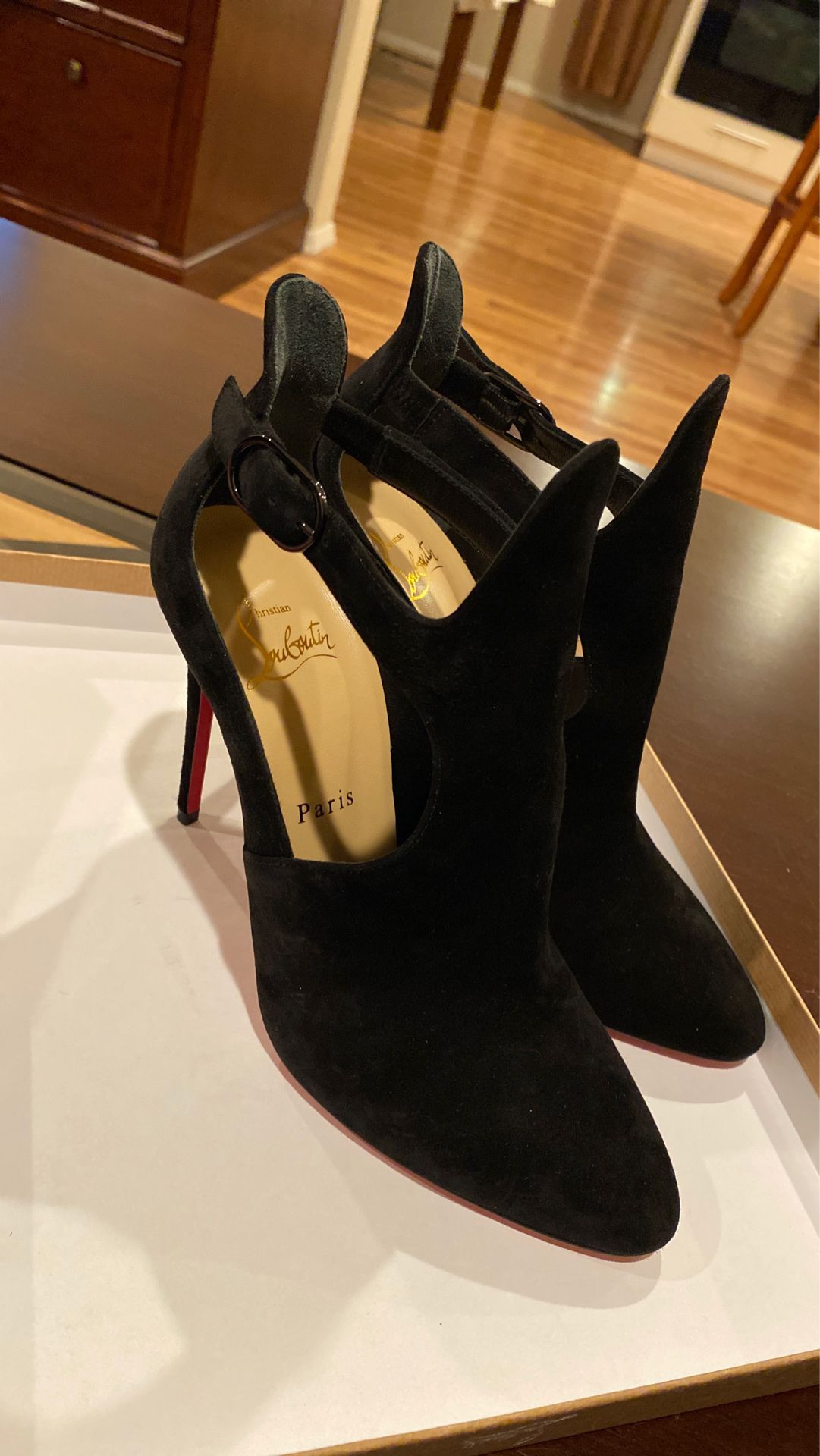 Abeo Yana Zip Up Leather Ankle Boots