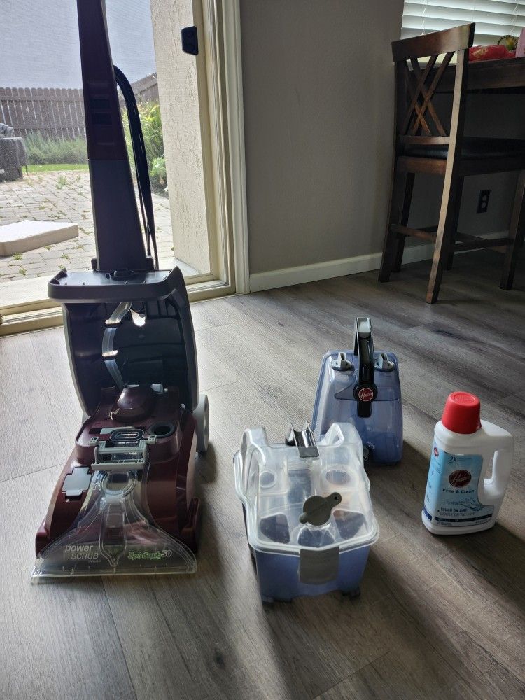 Hoover PowerScrub Deluxe Carpet Cleaner Machine