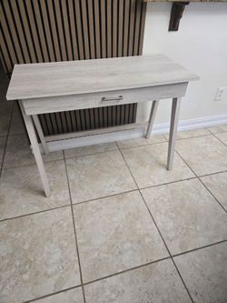 Modern desk