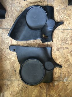 Integra kickpanel pod