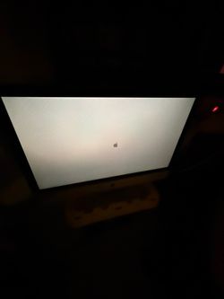 Apple iMac Desktop Computer