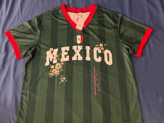 Women’s Mexico Jersey (XXL)