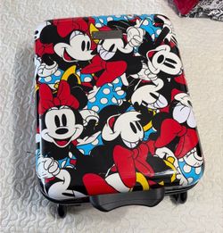 Minnie Mouse hard shell under seat suit case