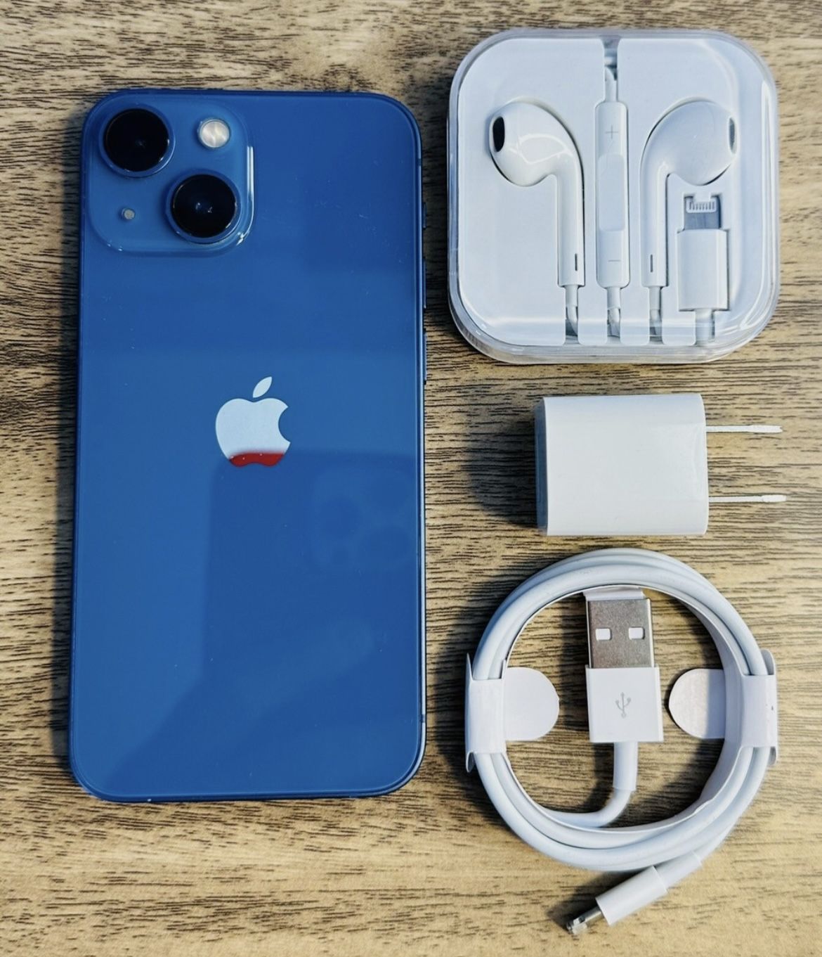 iPhone 13 (Blue, 128GB Unlocked)