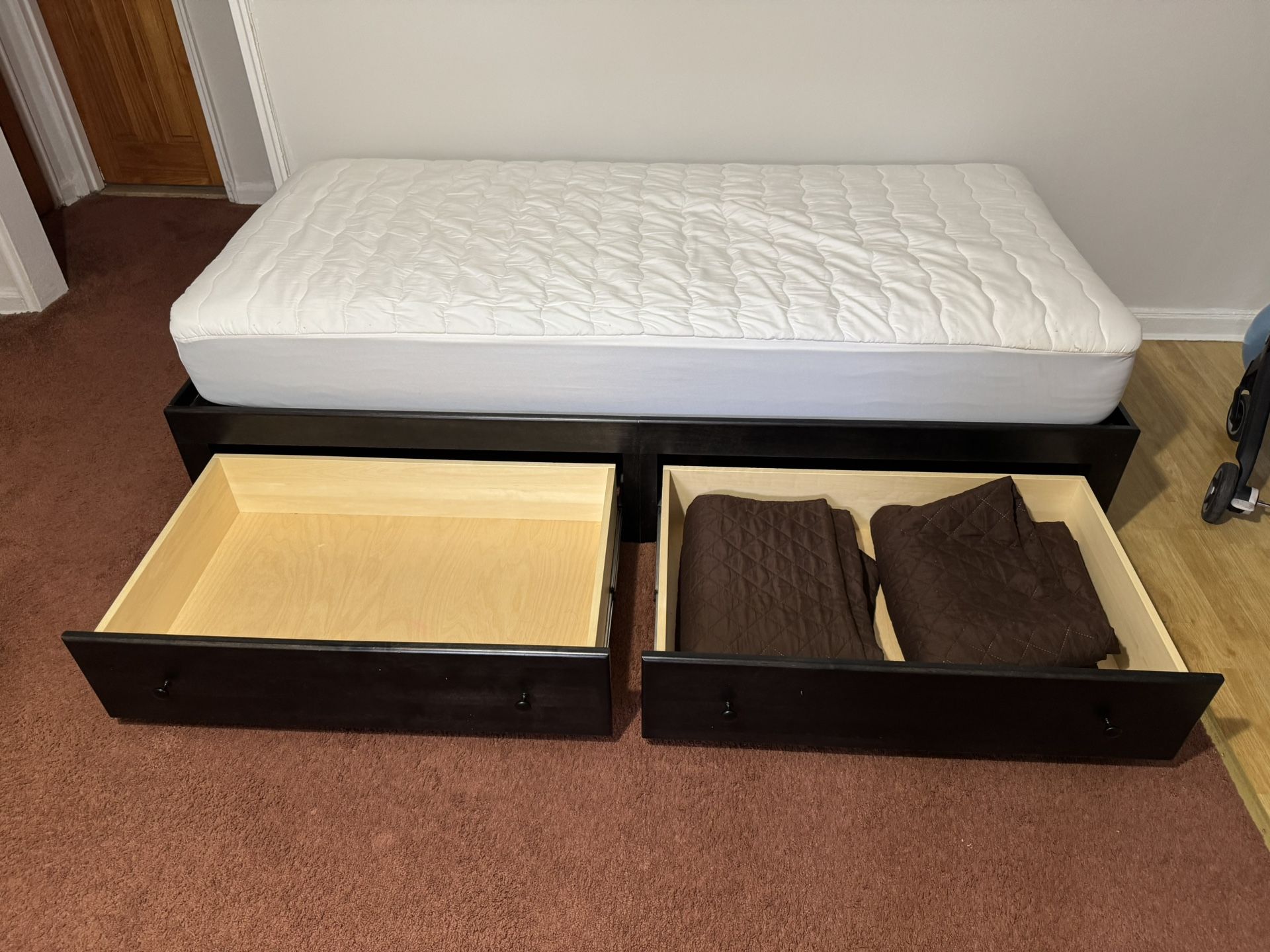 Custom Twin Xl Bed With Mattress