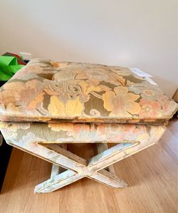 2 Ottomans