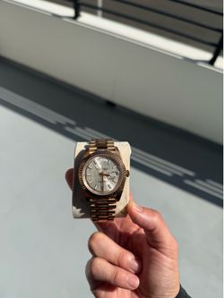 Luxury Gold Watch
