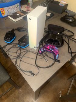 Xbox S and extras