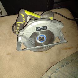 Ryobi Saw