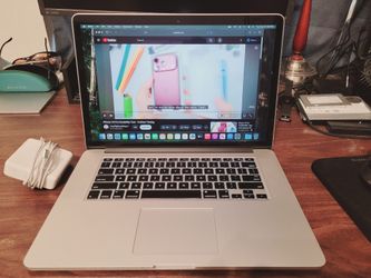 15in Apple MacBook Pro Laptop. Core i7, 15