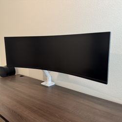 Samsung Ultrawide & Ergotron XL Arm 