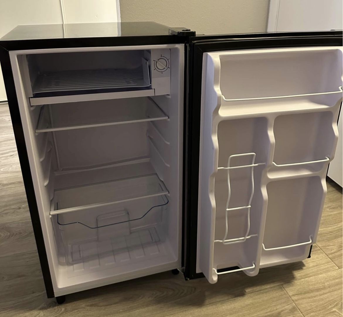 Small Refrigerator