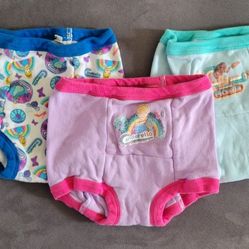 Three (3) Baby Girls 3T Disney Pull-Ups Bloomers Cinderella Moana 