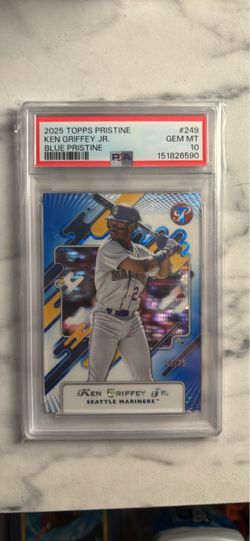 Ken Griffey Jr.  /75 PSA 10