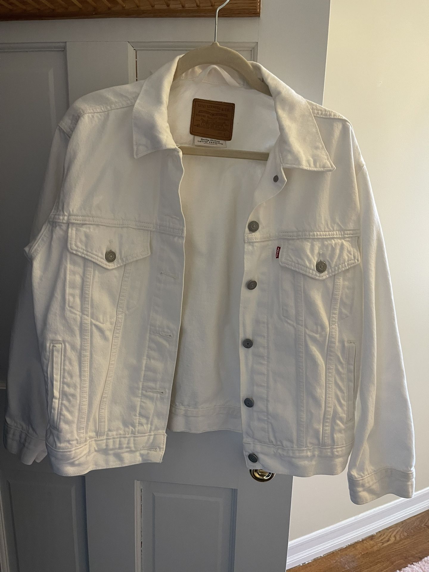 Levi’s Women’s Jean jacket