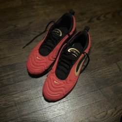 Women’s Air Max 720 'Red Gold