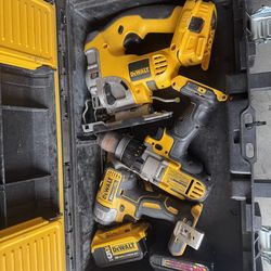DeWALT 20V XR Drill/Impact + 18V Jigsaw + Rolling Tough Box