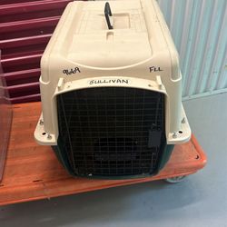 DOG CRATE MEDIUM /LARGE