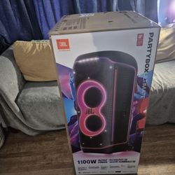 JBL PARTY BOX ULTIMATE 1100 WATTS 