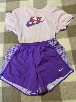 GirlsXL NIKE Shorts&shirt $15