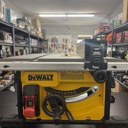 15 Amp Corded 8-1/4 in. Compact Portable Jobsite Tablesaw (Stand Not Included)