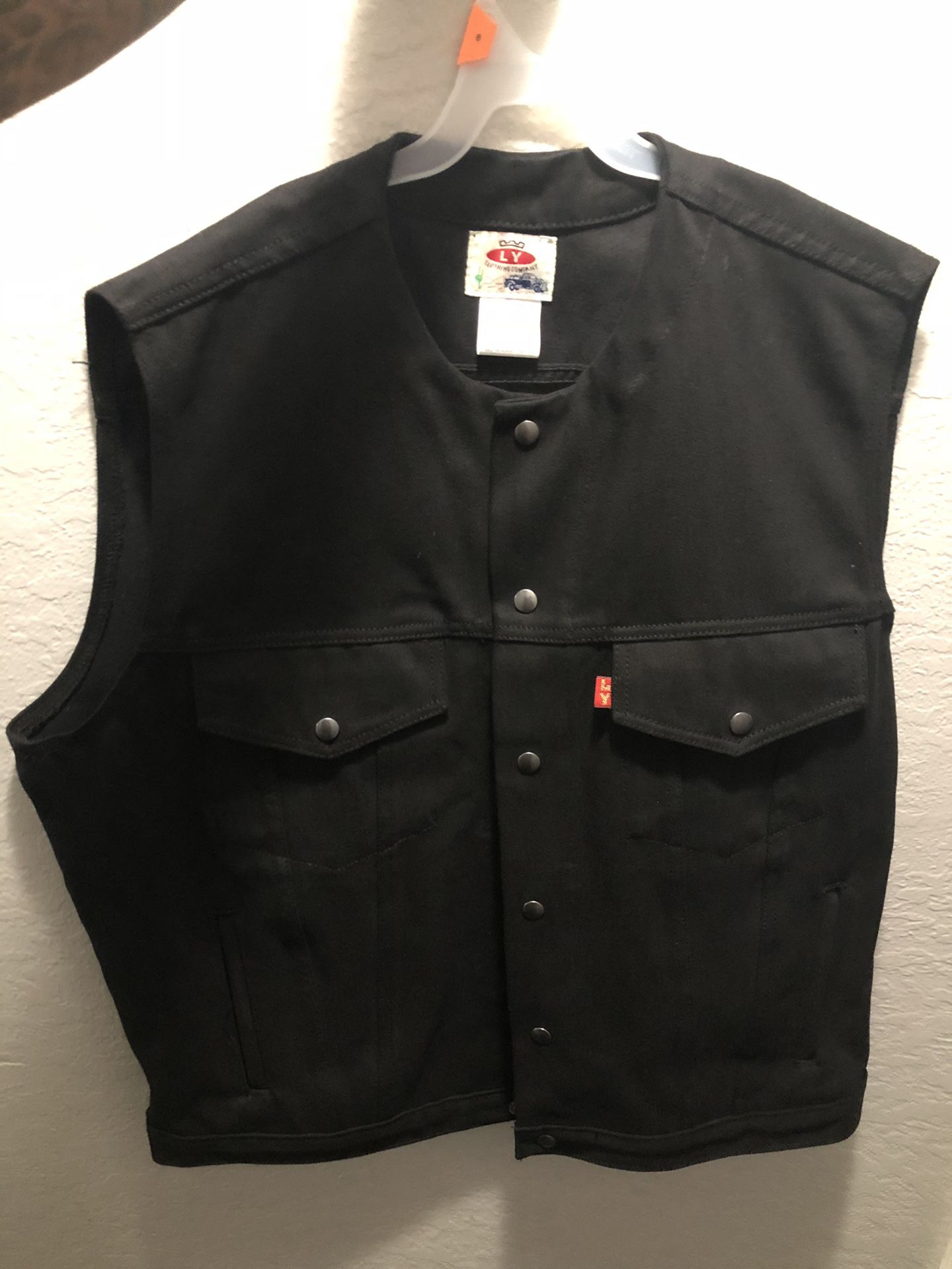 Brand new Black motorcycle vest 60 obo