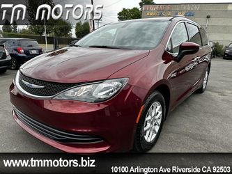 2020 Chrysler Voyager
