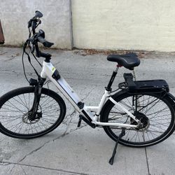 Juiced Crosscurrent X Step-through