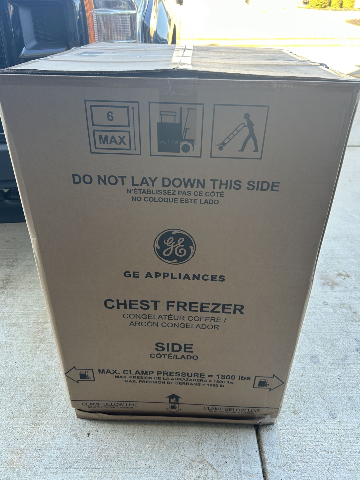 GE Garage Ready 5.1 cu. ft. Manual Defrost Chest Freezer in White Brand New Factory Sealed