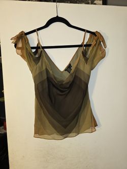 BCBG MAXAZRIA Featured On The RUNWAY