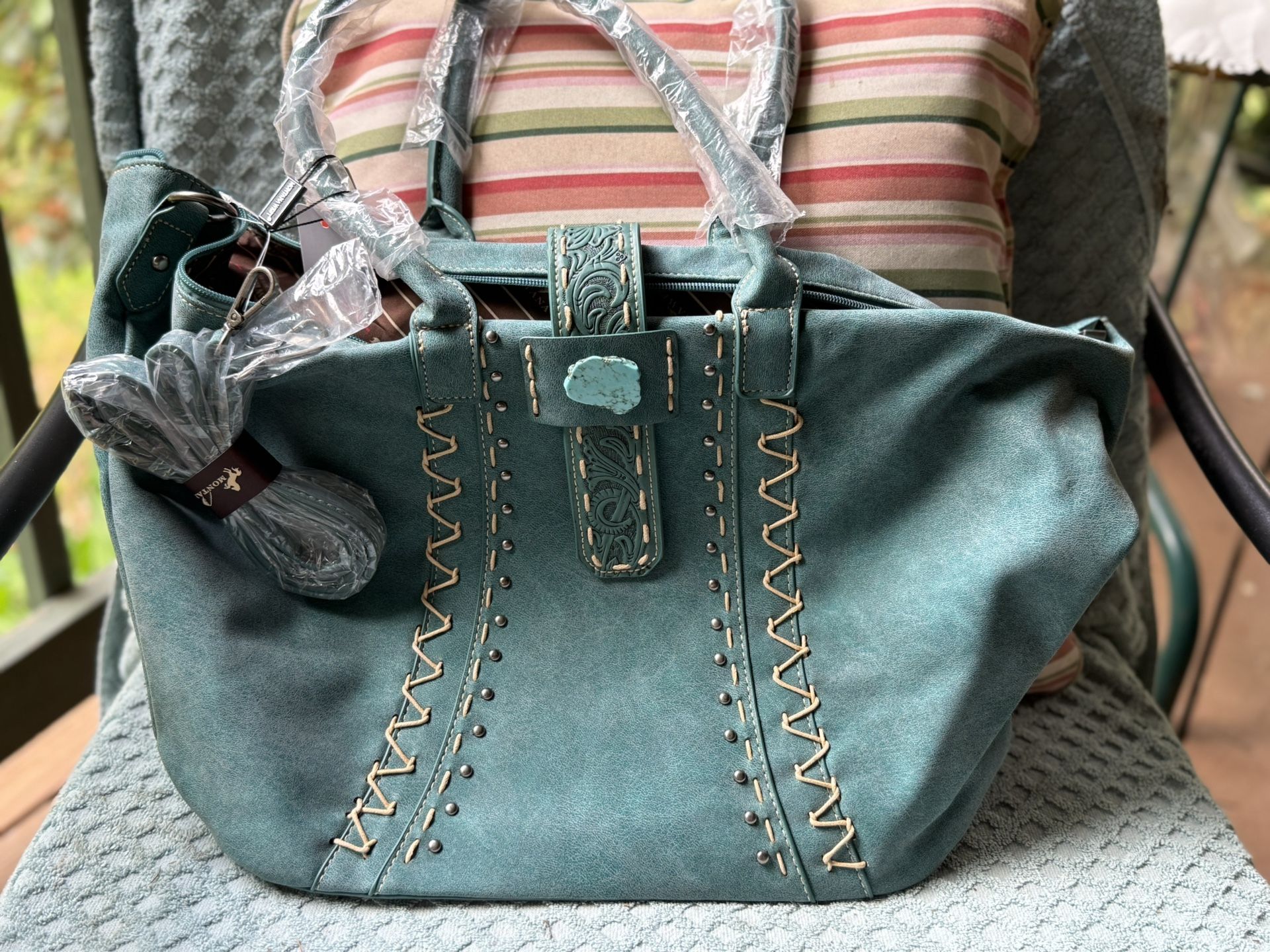 Montana West Tooled Tote turquoise/conceal and carry tote